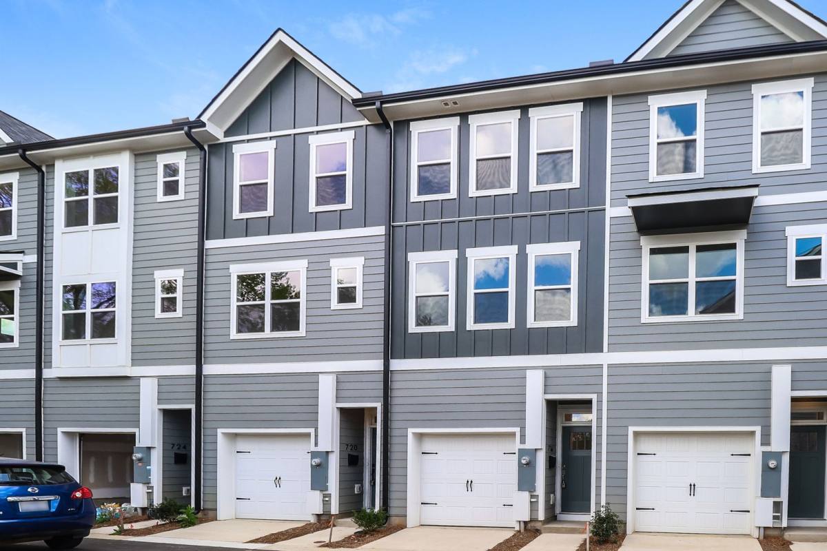 Townhouse for rent at 720 Drakeford Court, Charlotte, NC 28216
