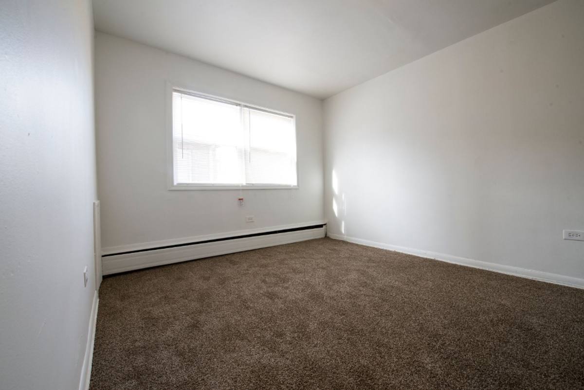 Apartment for rent at 5018 W Jackson Blvd, Chicago, IL 60644