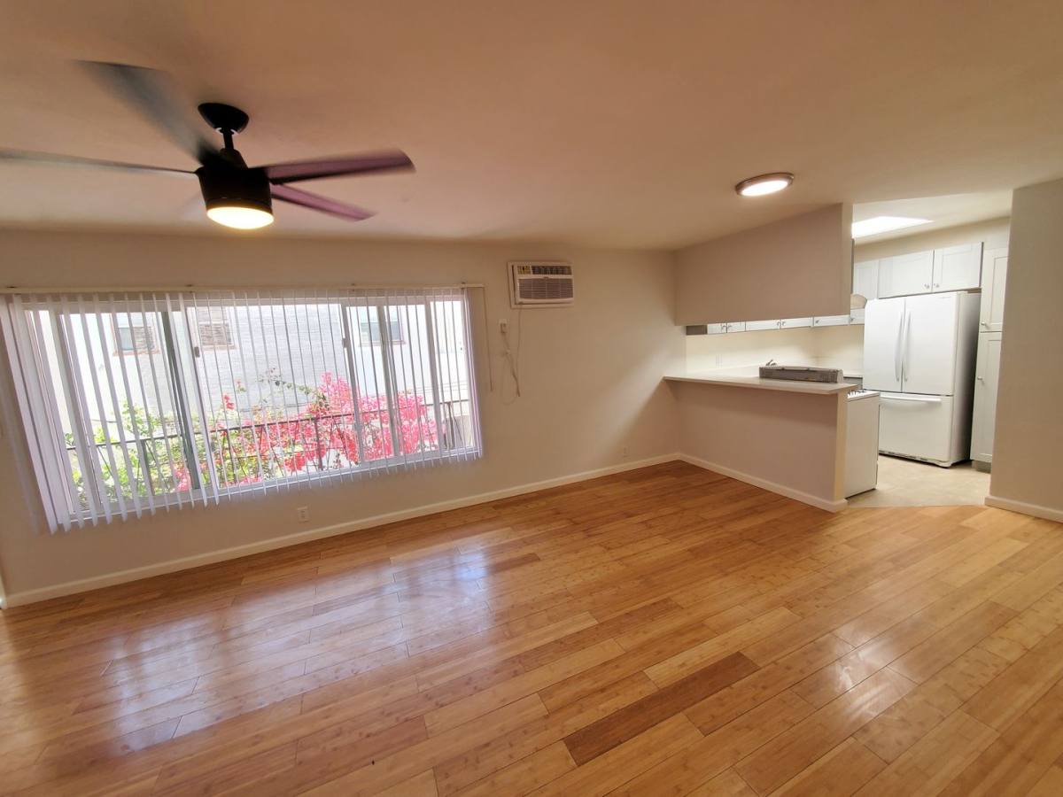Apartment for rent at 8529 Saturn St, Los Angeles, CA 90035