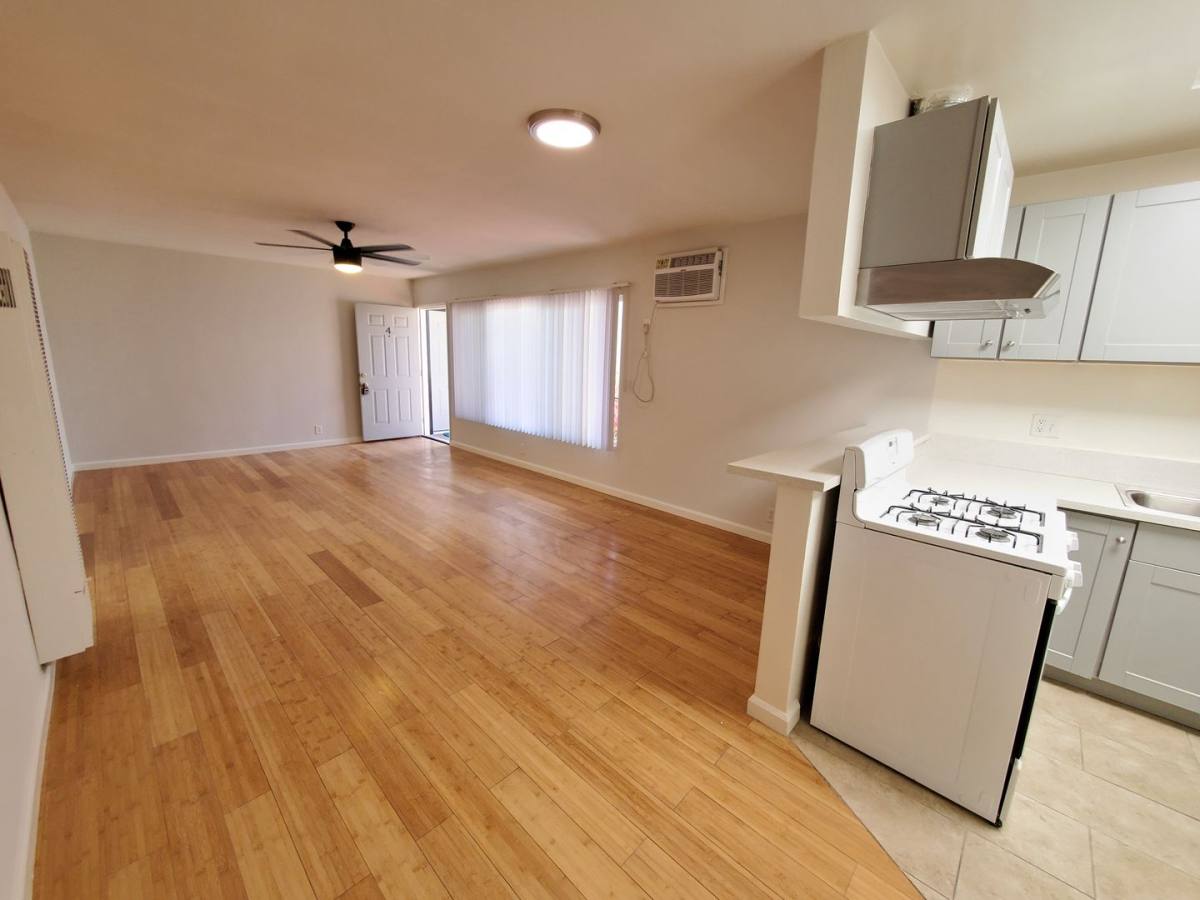 Apartment for rent at 8529 Saturn St, Los Angeles, CA 90035