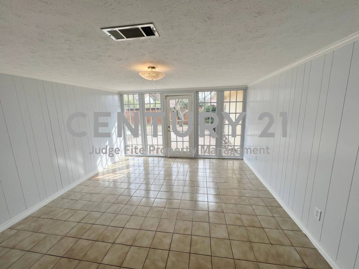 House for rent at 411 High Brook Dr, Richardson, TX 75080