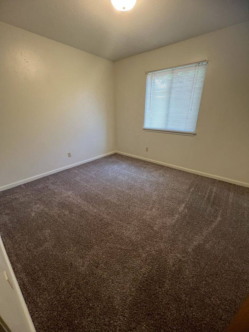 Apartment for rent at 1905 University Dr, Cedar Falls, IA 50613