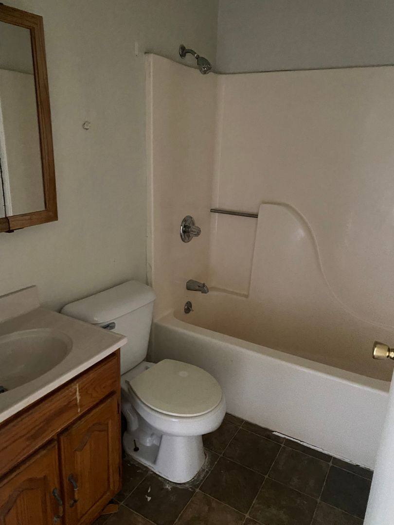 Apartment for rent at 400 W College, Carbondale, IL 62901