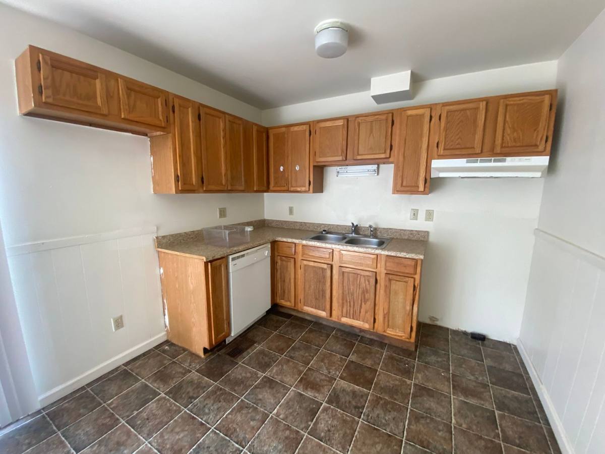 Apartment for rent at 400 W College, Carbondale, IL 62901