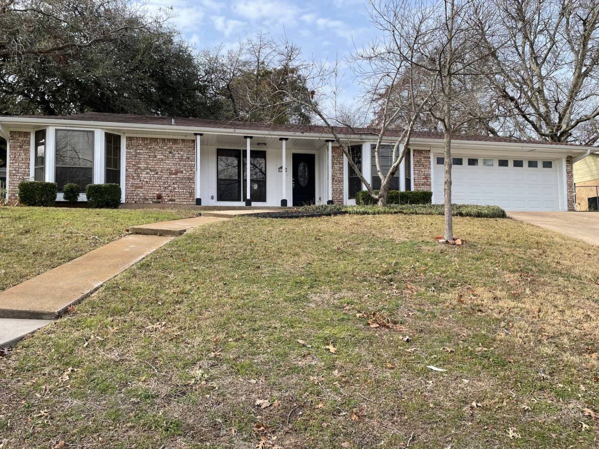 House for rent at 706 Fairway Rd, Woodway, TX 76712