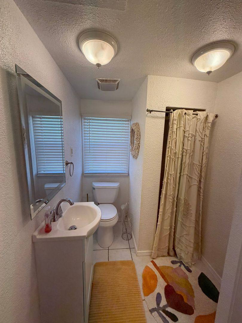 House for rent at 809 1 2 N Pate, Carlsbad, NM 88220