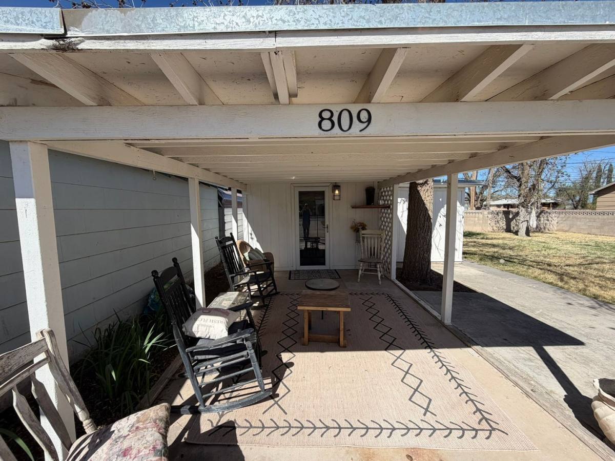House for rent at 809 1 2 N Pate, Carlsbad, NM 88220