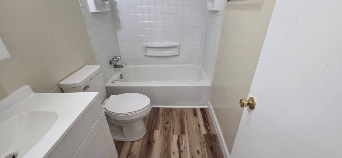 Apartment for rent at 528 530 Marie St, Medford, OR 97504