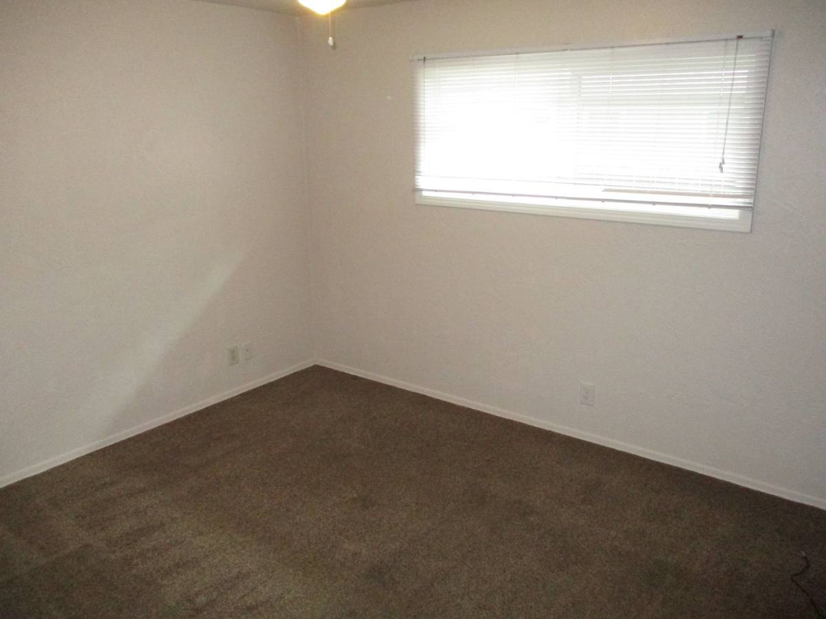 Apartment for rent at 528 530 Marie St, Medford, OR 97504