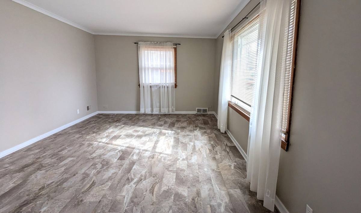 House for rent at 614 E Sunset Dr, Muskegon, MI 49445