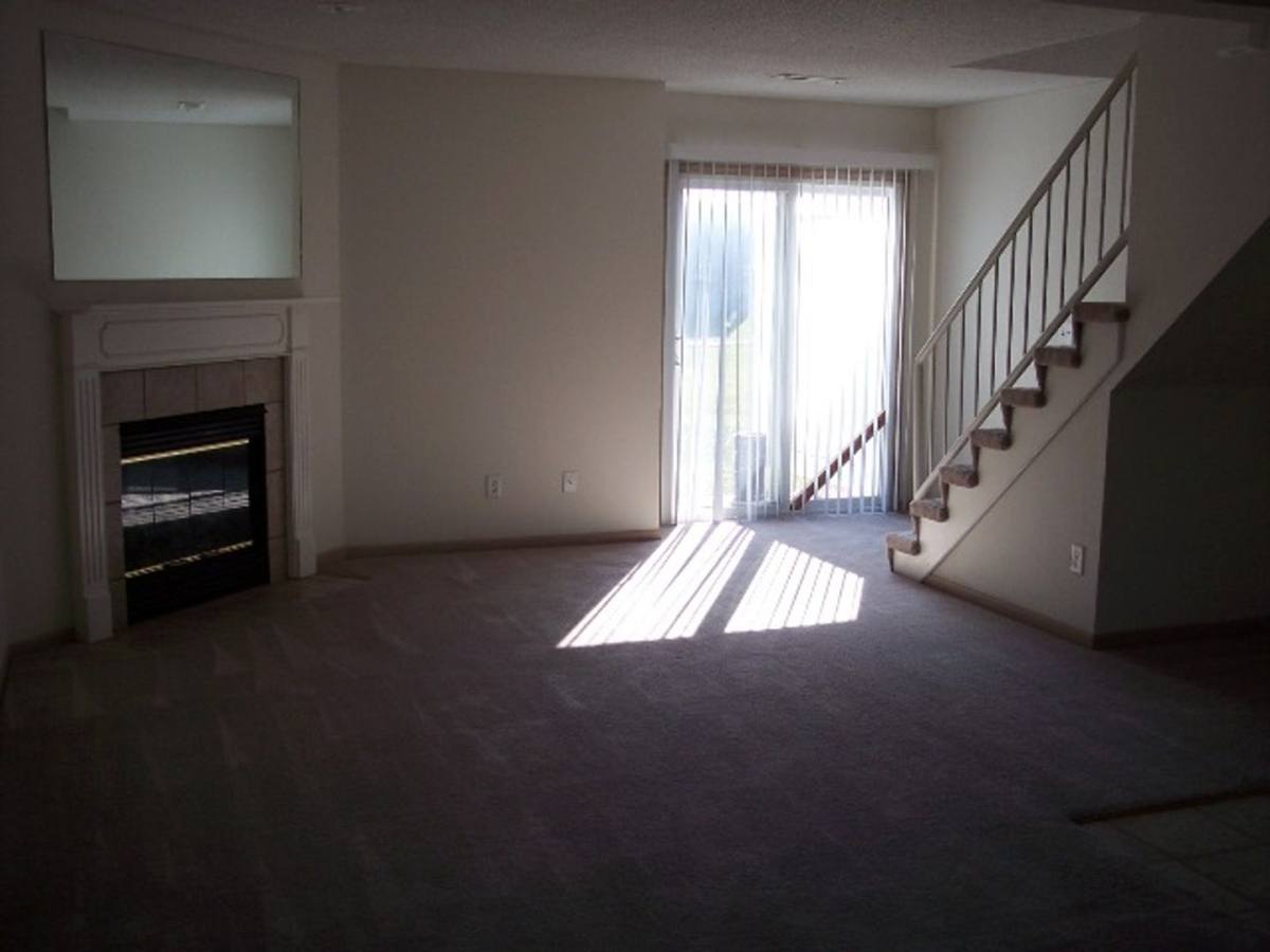 Apartment for rent at 1212 Pebblecreek Dr, Warrensburg, MO 64093