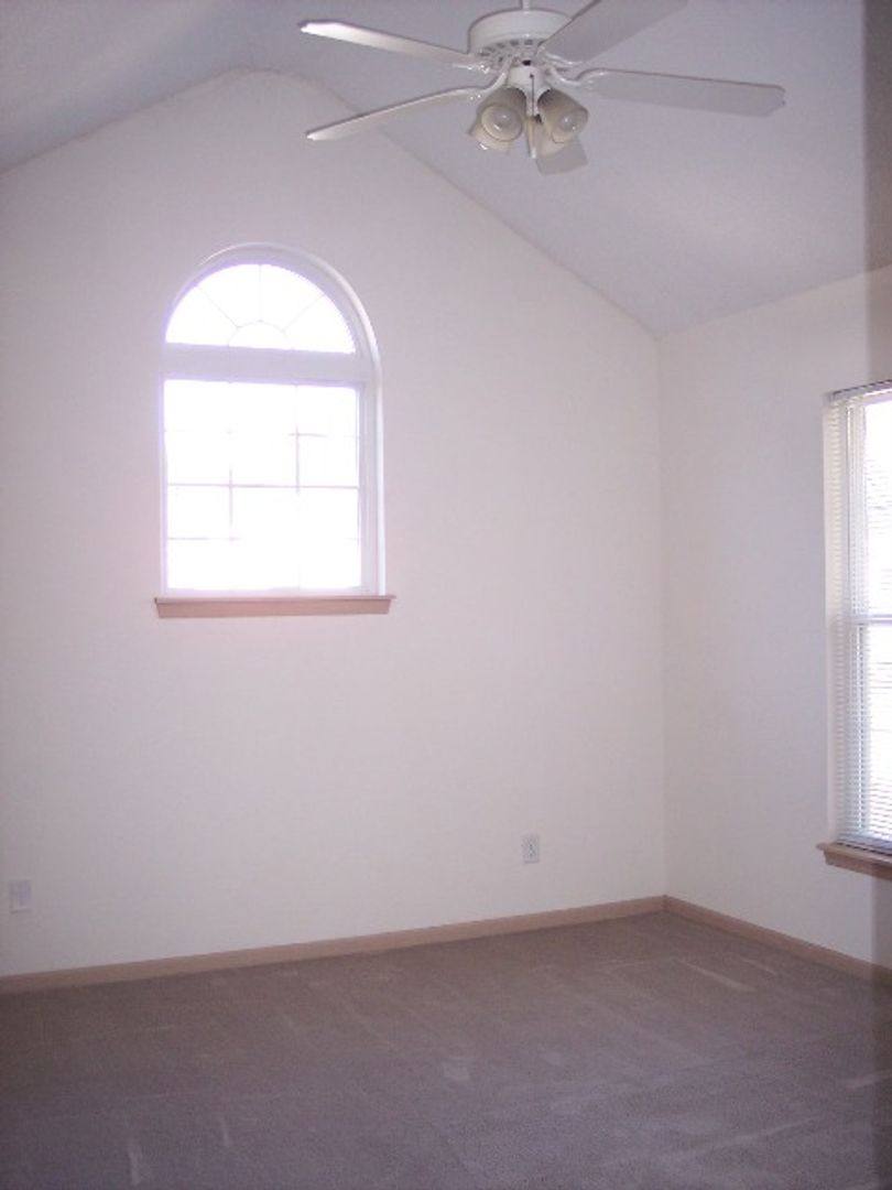 Apartment for rent at 1212 Pebblecreek Dr, Warrensburg, MO 64093