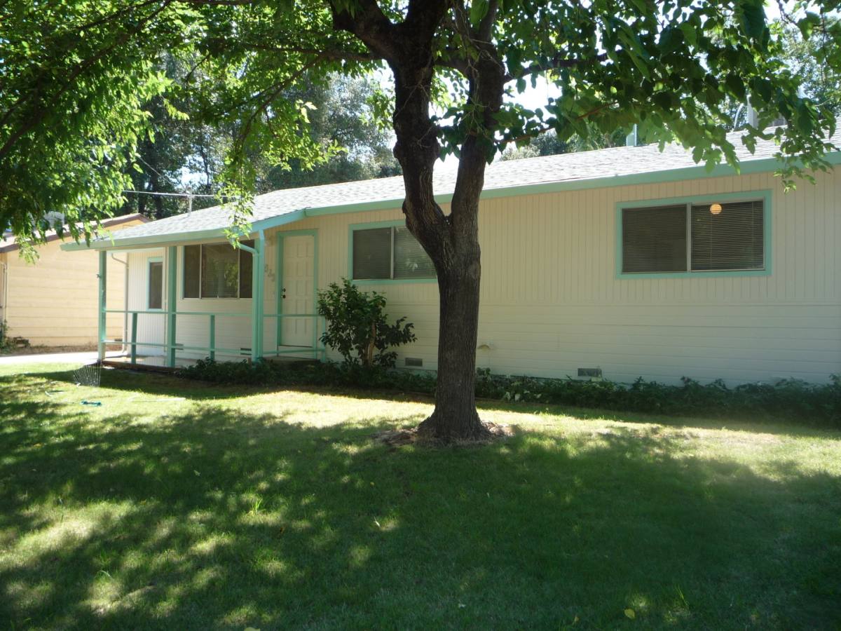 House for rent at 1933 Wheeler St, Redding, CA 96002