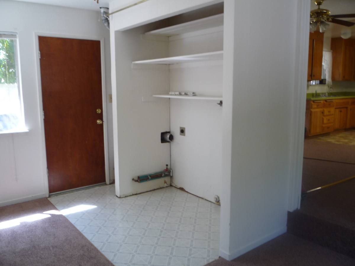 House for rent at 1933 Wheeler St, Redding, CA 96002