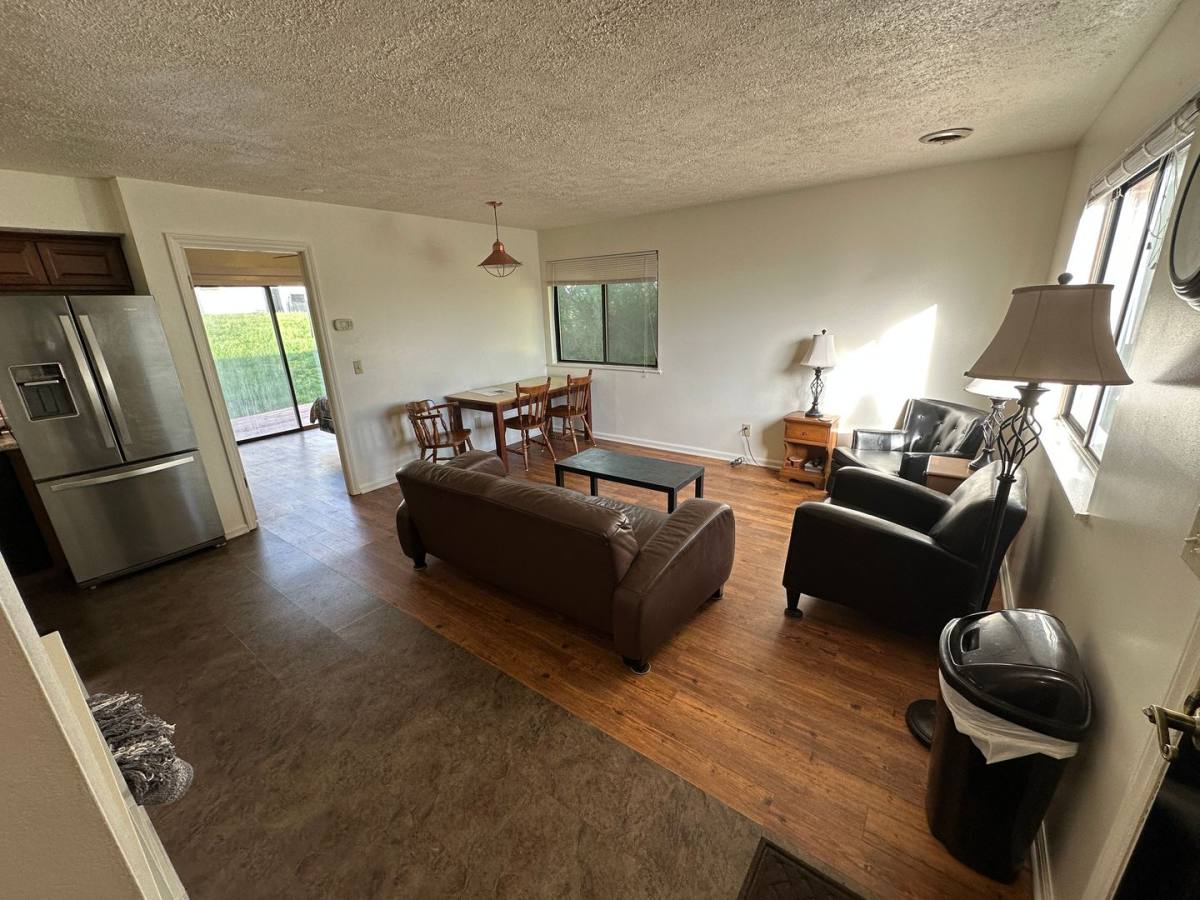 Townhouse for rent at 315 Clement St E, Radford, VA 24141