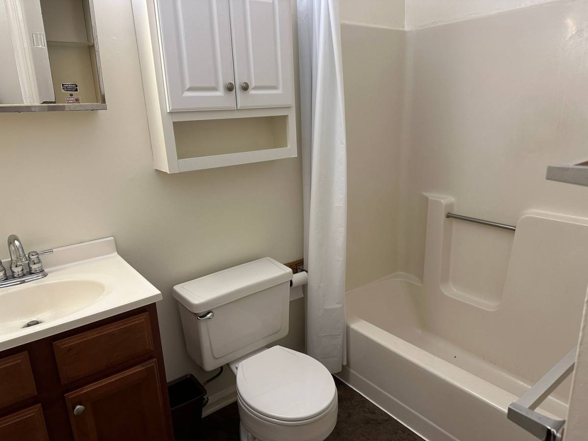 Townhouse for rent at 315 Clement St E, Radford, VA 24141