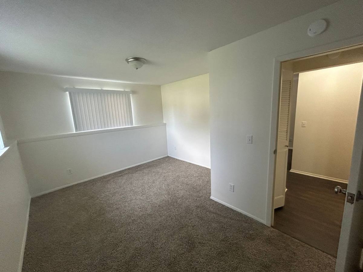 Apartment for rent at 411 N Chipman St, Owosso, MI 48867
