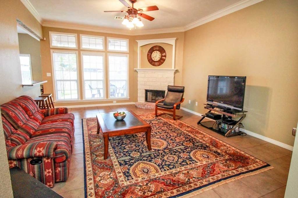 House for rent at 8415 Lauren Dr, College Station, TX 77845
