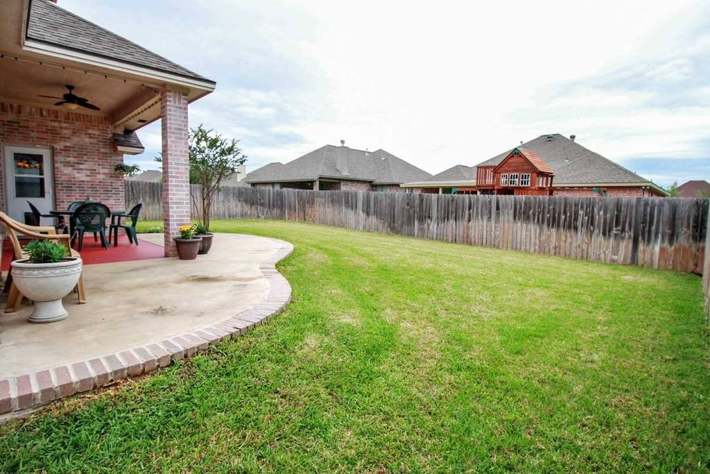 House for rent at 8415 Lauren Dr, College Station, TX 77845