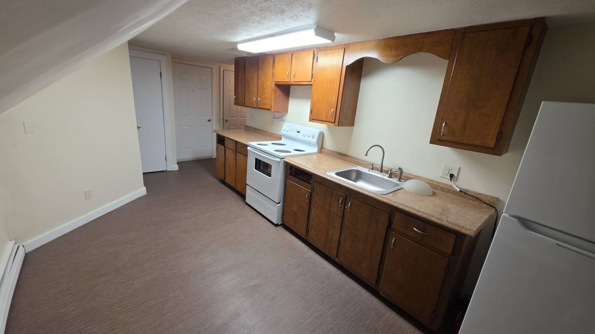 Apartment for rent at 4 Kossuth St, Biddeford, ME 04005