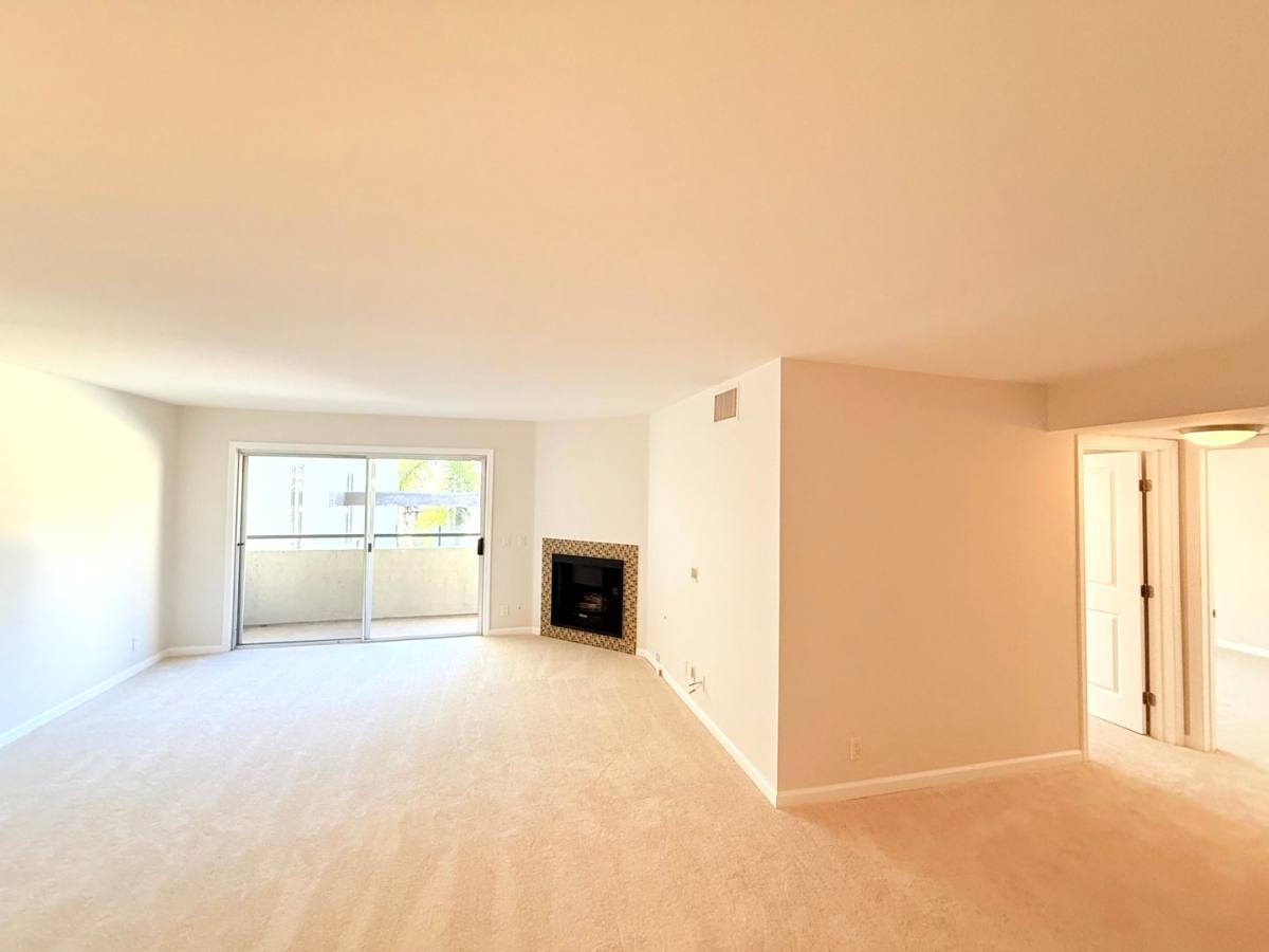 Condo for rent at 4702 Fulton Ave, Sherman Oaks, CA 91423