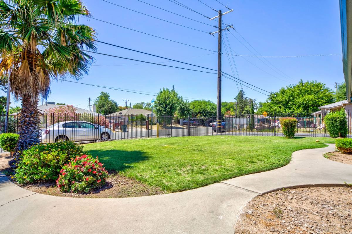 Apartment for rent at 2121 Edison Ave, Sacramento, CA 95821