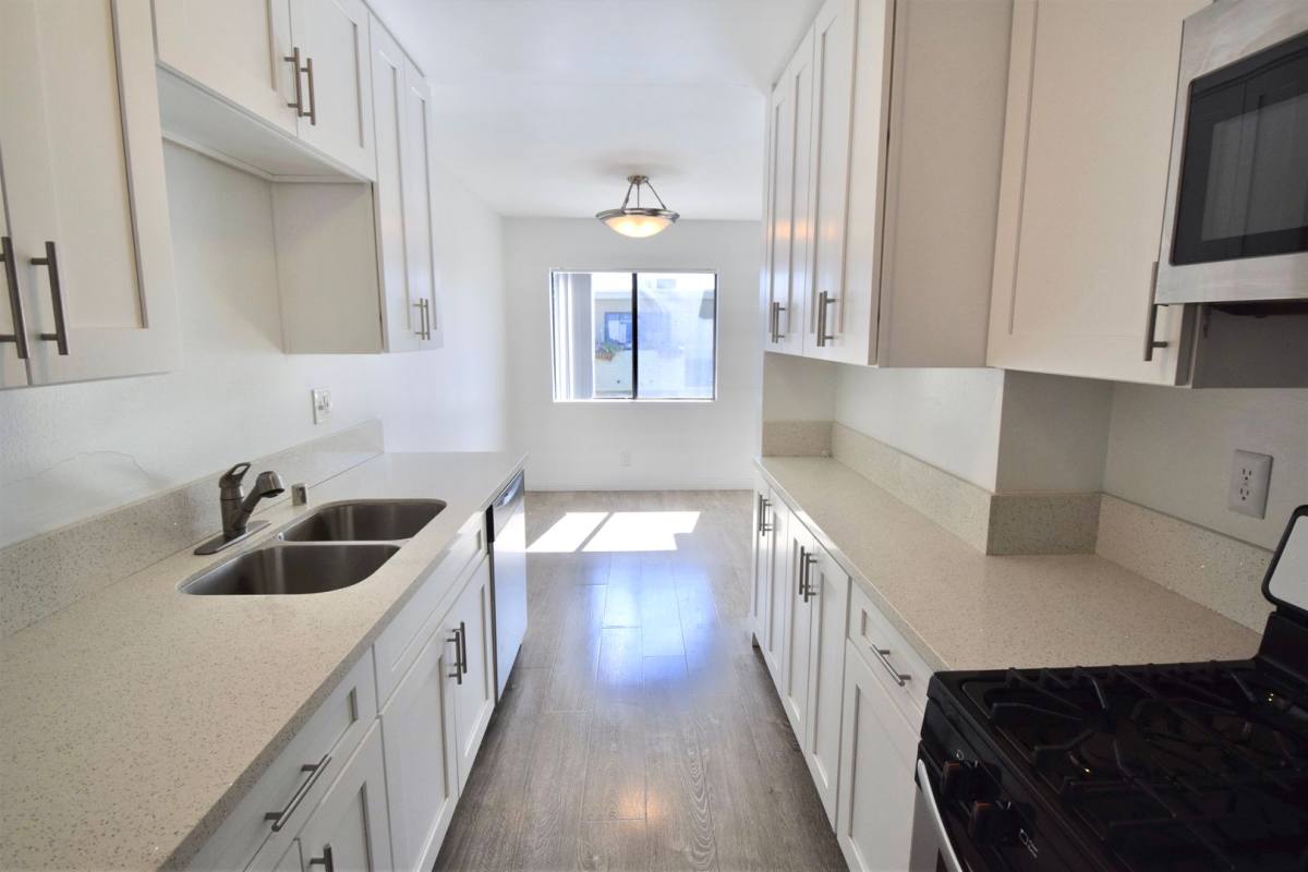 Apartment for rent at 15128-44 Burbank Blvd, Van Nuys, CA 91411
