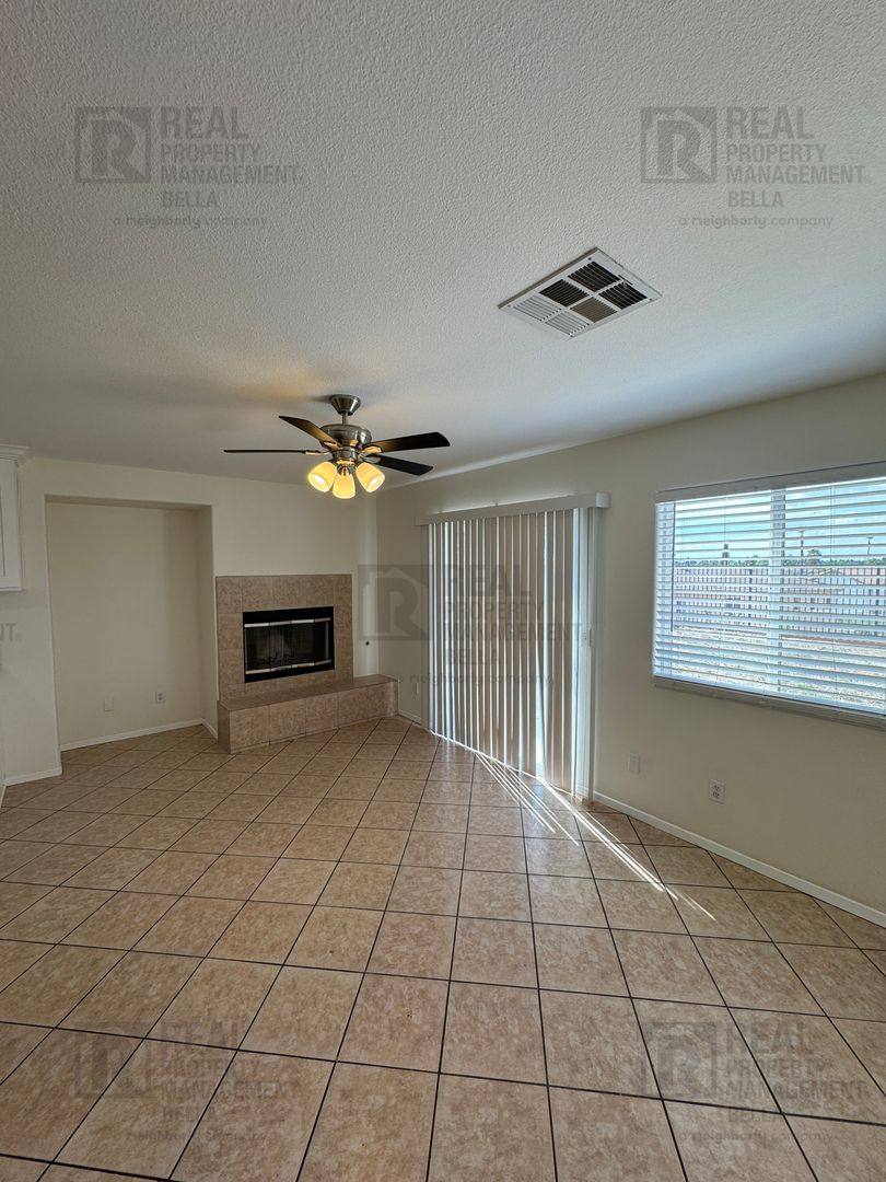 House for rent at 16285 Via Ultimo, Moreno Valley, CA 92551