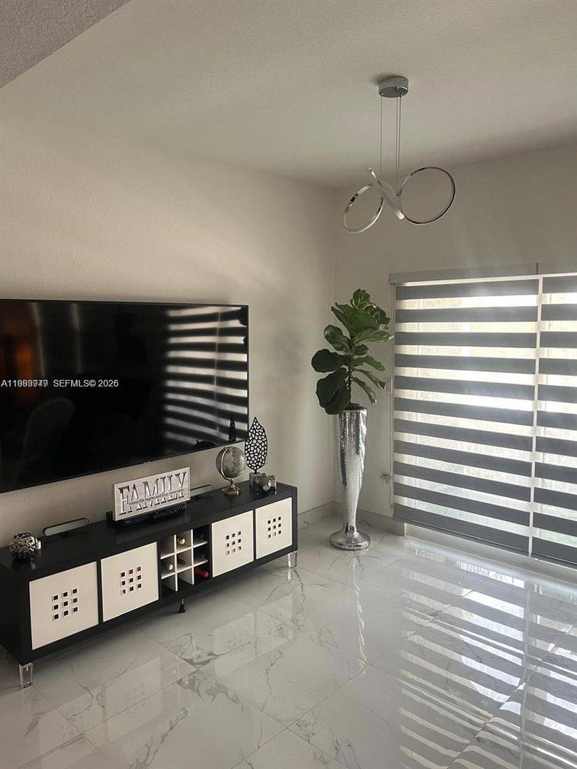 Apartment for rent at 11501 NW 89th St, Miami, FL 33178