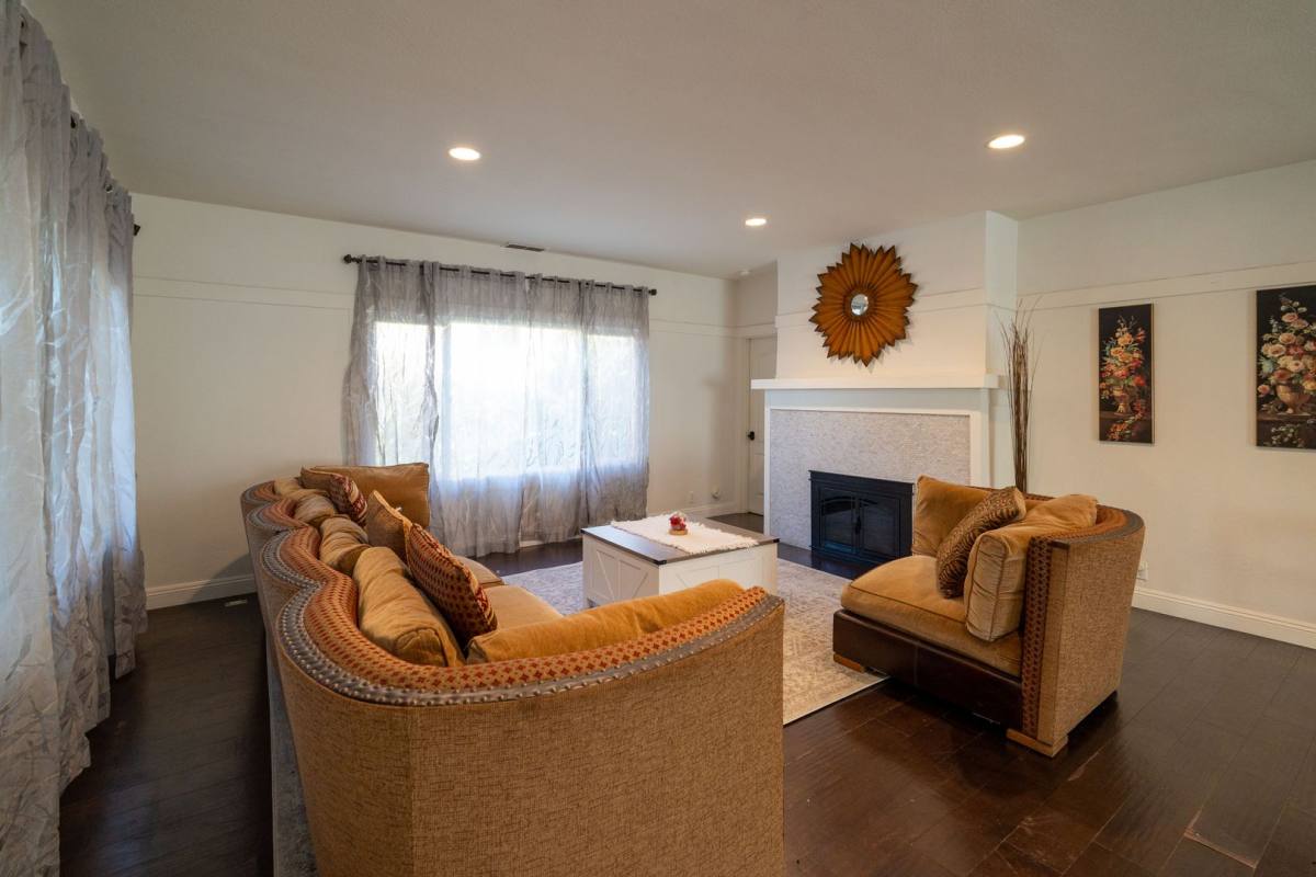 House for rent at 6407 Dix St, Los Angeles, CA 90068