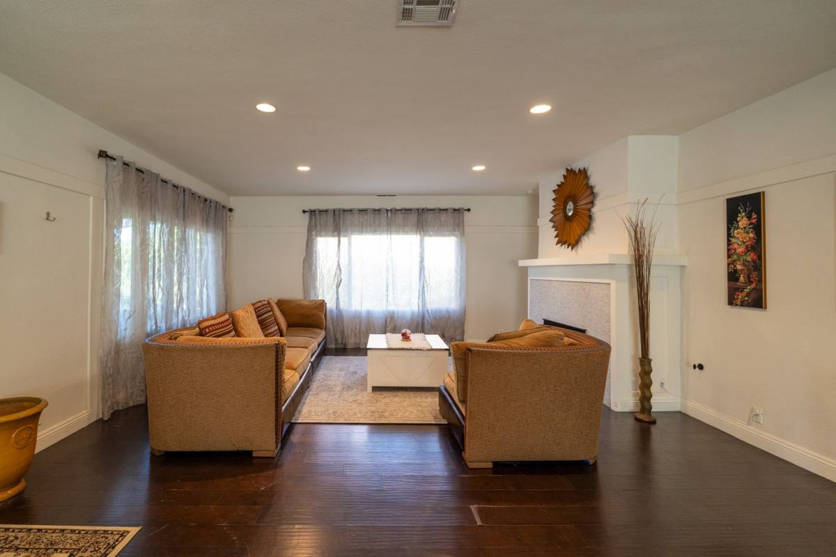 House for rent at 6407 Dix St, Los Angeles, CA 90068