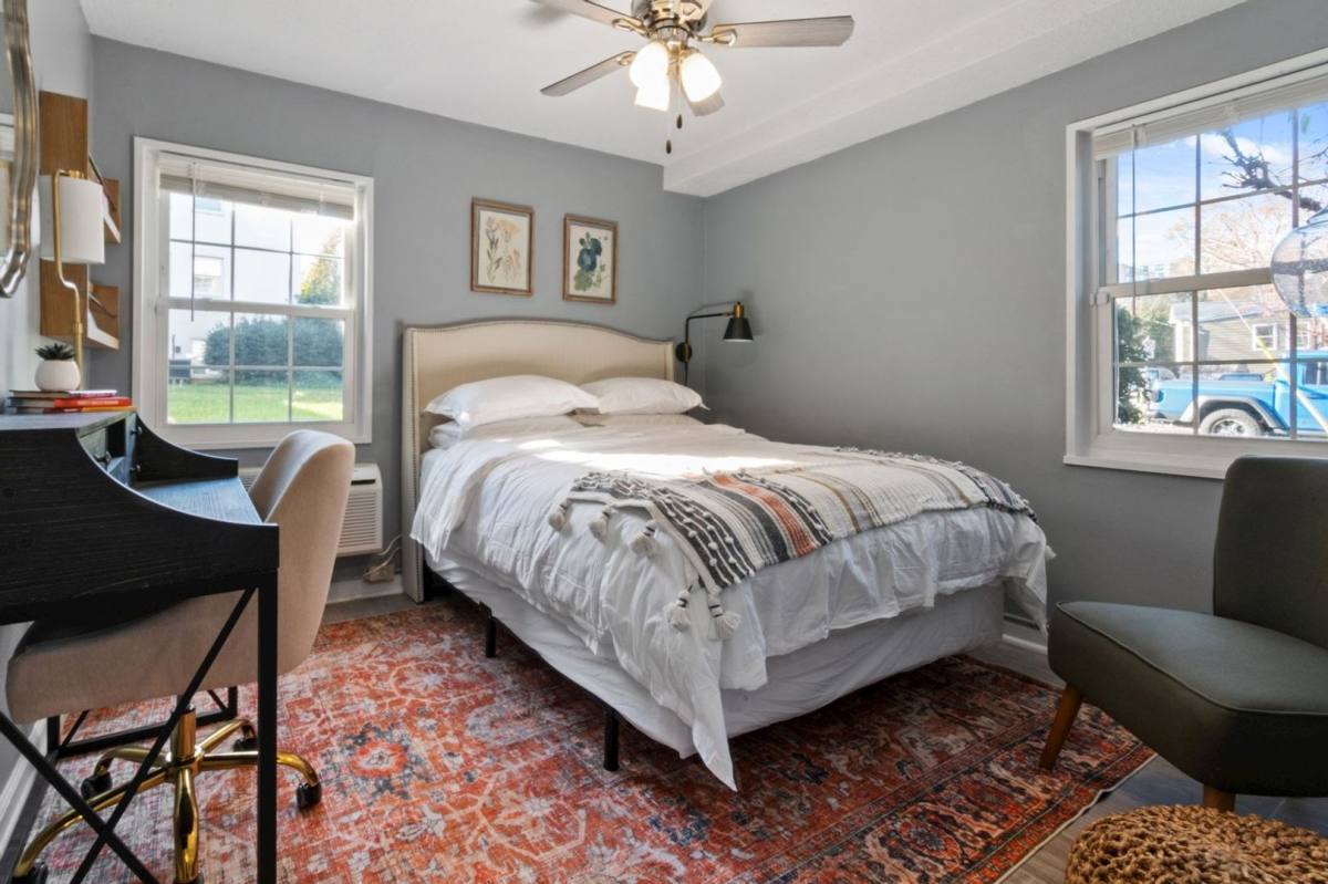 Apartment for rent at 2301 Farrington Ave, Alexandria, VA 22303