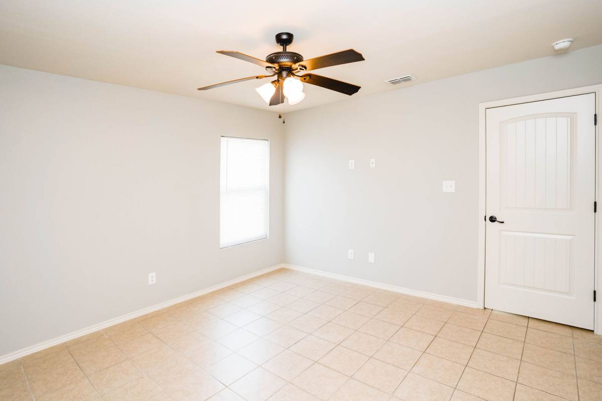Apartment for rent at 401 E 2nd St, La Joya, TX 78560