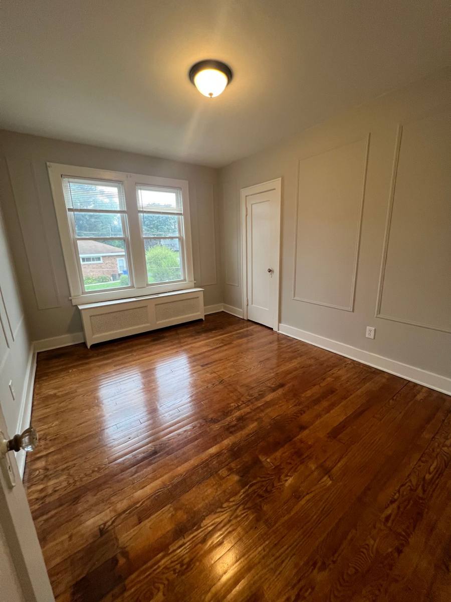 Apartment for rent at 826 Chestnut St, Albany, NY 12203