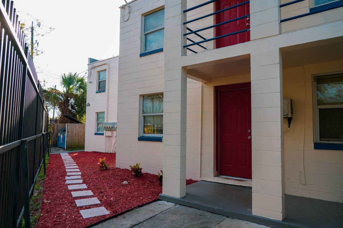 Apartment for rent at 1324 Prince St, Jacksonville, FL 32209