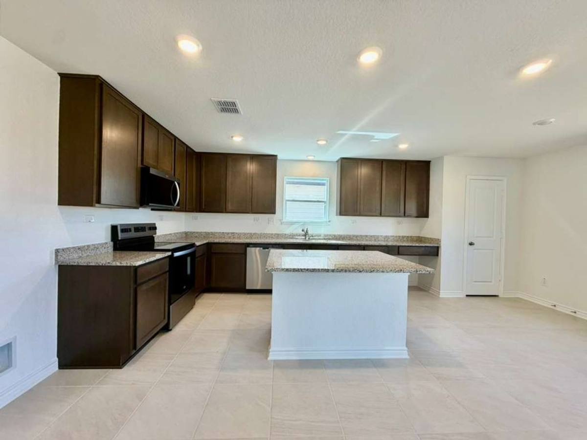 House for rent at 7919 Mariposa Manor, San Antonio, TX 78253