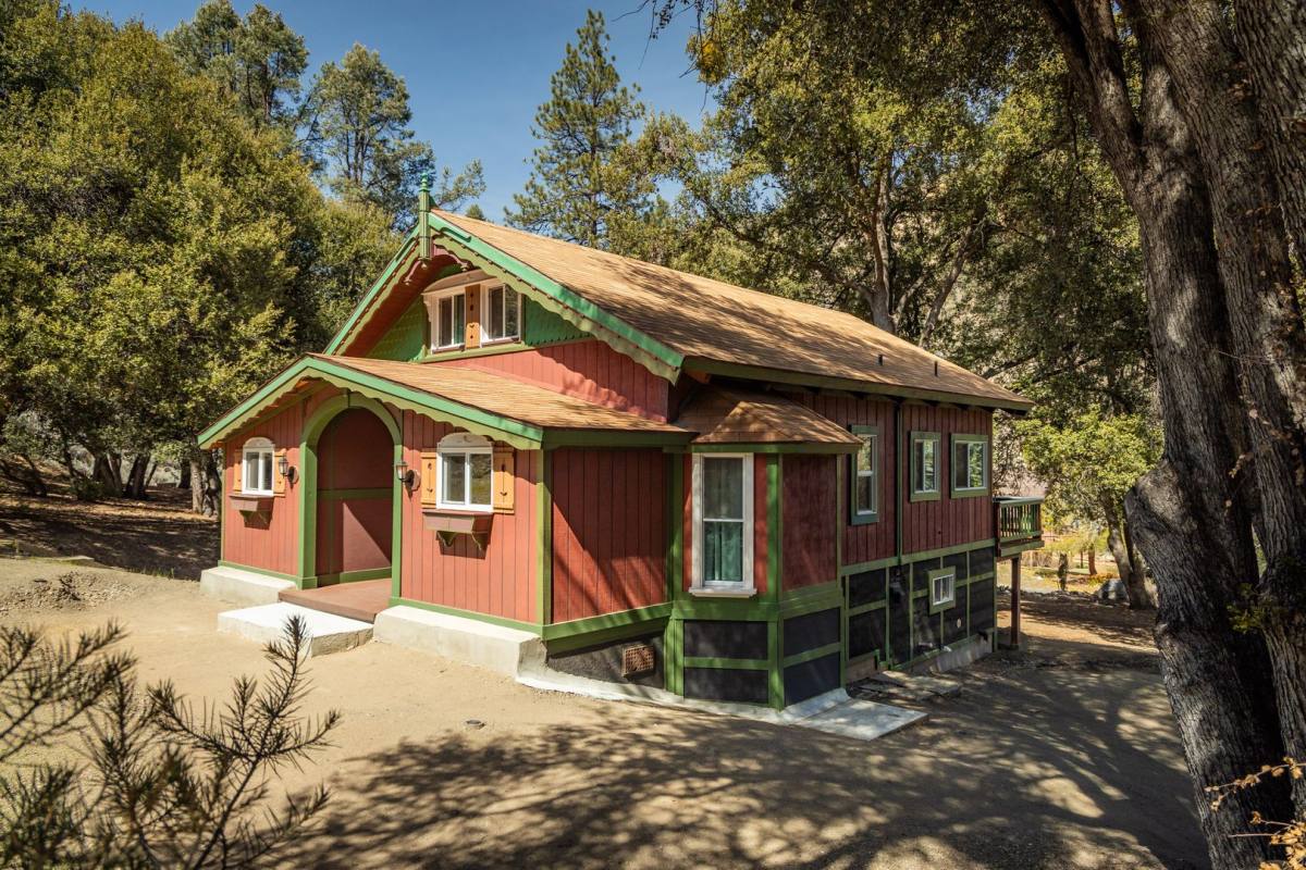 House for rent at 2517 Basel Court, Pine Mountain Club, CA 93222