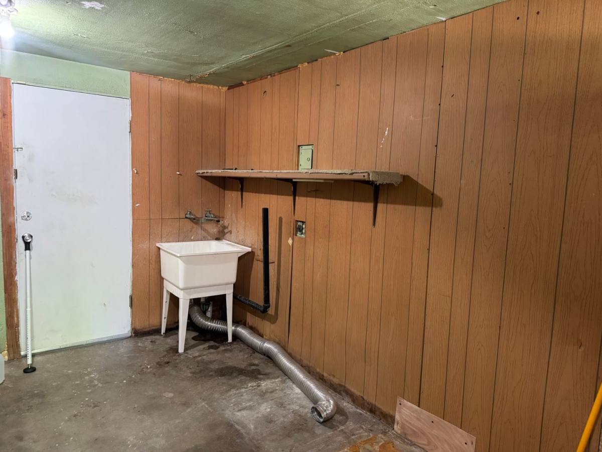 House for rent at 2205 O St, Merced, CA 95340
