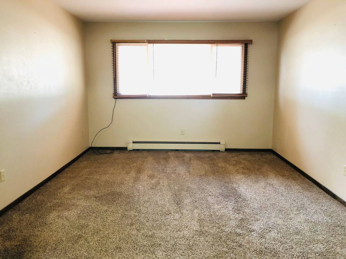 Apartment for rent at 1735 3rd St SE, Minot, ND 58701