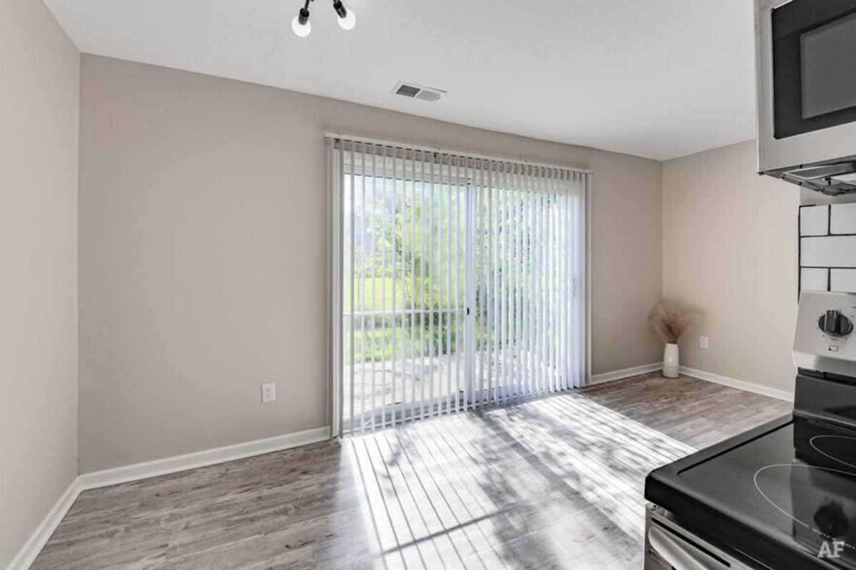 Apartment for rent at 2754 E Paulding Rd, Fort Wayne, IN 46816