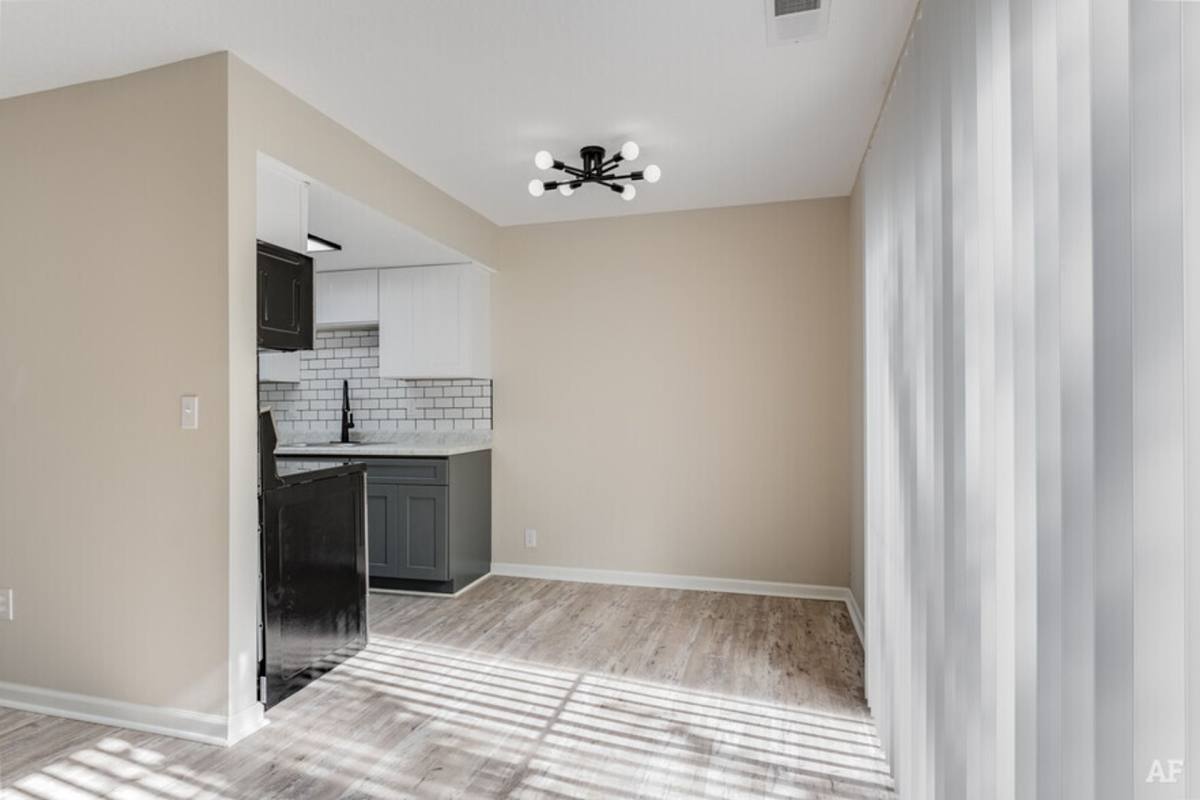 Apartment for rent at 2754 E Paulding Rd, Fort Wayne, IN 46816