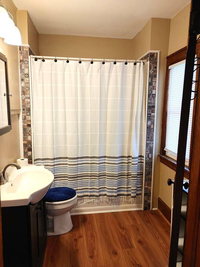 Apartment for rent at 702 1 2 28th St, Vienna, WV 26105