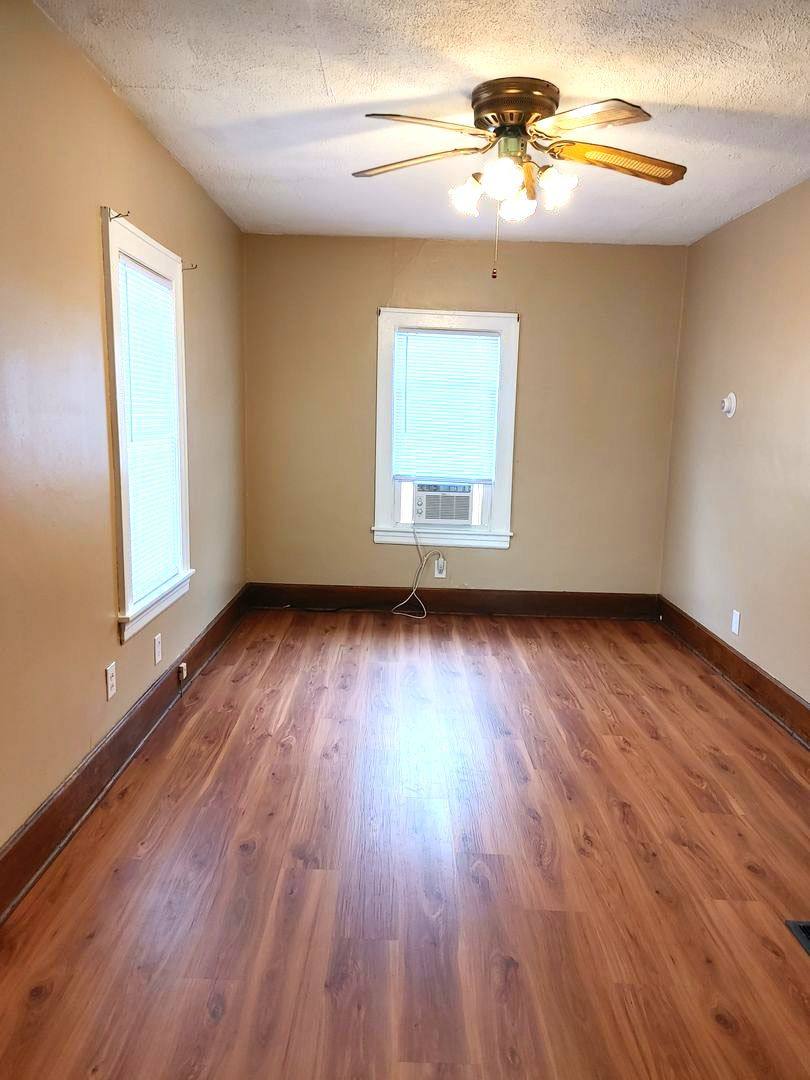 Apartment for rent at 702 1 2 28th St, Vienna, WV 26105