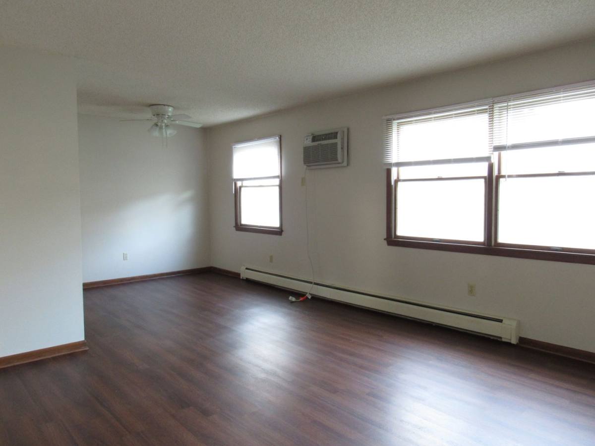 Apartment for rent at 1820-1858 37th St NW, Rochester, MN 55901