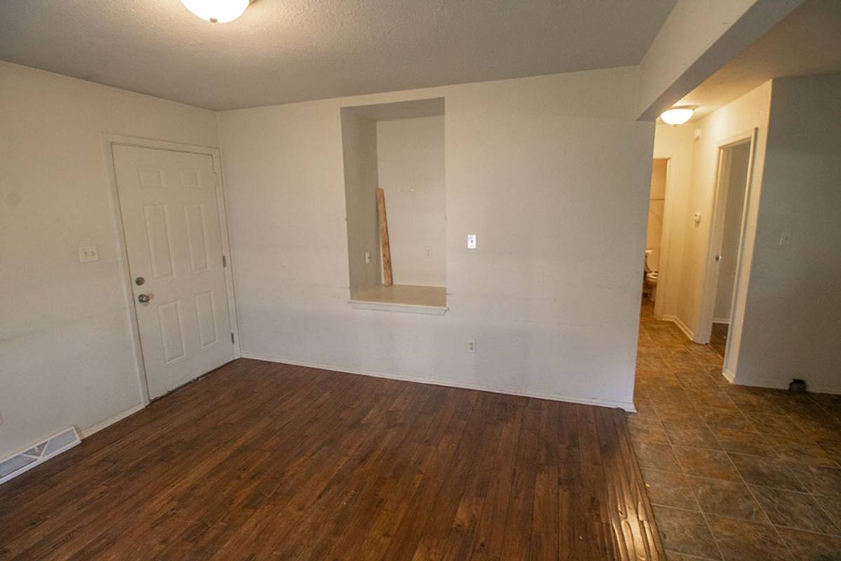 House for rent at 1013 W Ash St, Columbia, MO 65203