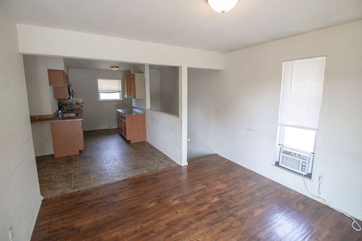 House for rent at 1013 W Ash St, Columbia, MO 65203