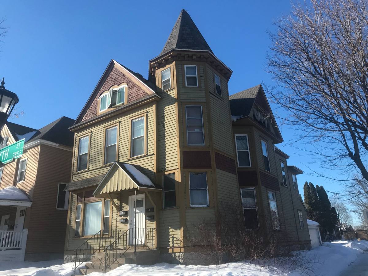 Apartment for rent at 783 6th St E, Saint Paul, MN 55106
