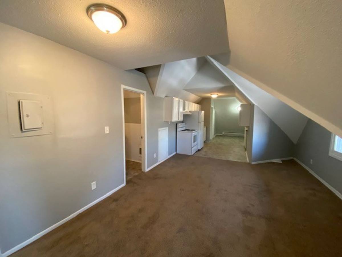 Apartment for rent at 783 6th St E, Saint Paul, MN 55106