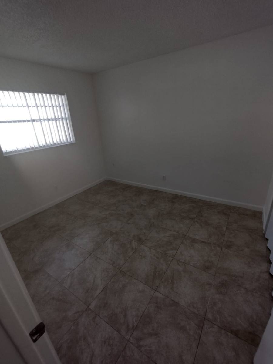 Apartment for rent at 6033 SW 35th St, Hollywood, FL 33023