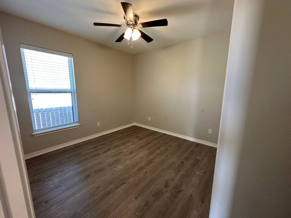 Townhouse for rent at 2672 Barbee Rd, Whitehouse, TX 75791